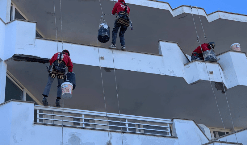 Rehabilitacion fachadas palma mallorca list