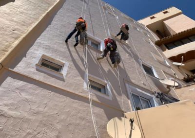 pintura fachadas en trabajos verticales
